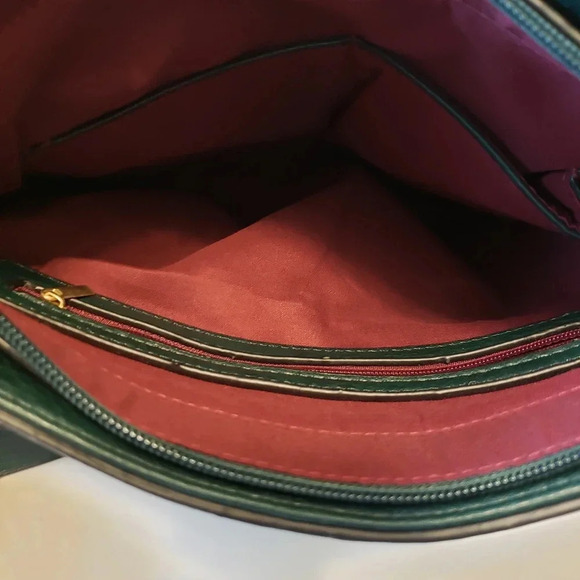 Carlo G Womans Black Leather Medium Hobo Bag. - Picture 6 of 10